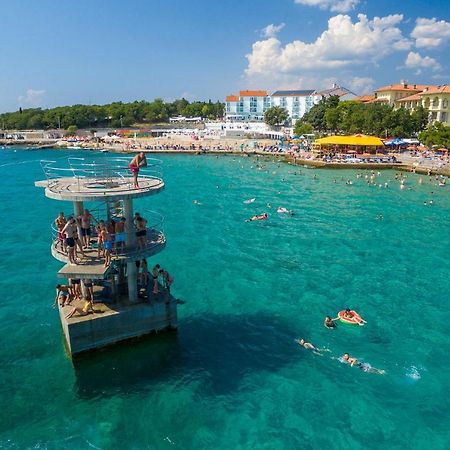 Cozy Apartments With Sea View Нови Винодолски Екстериор снимка
