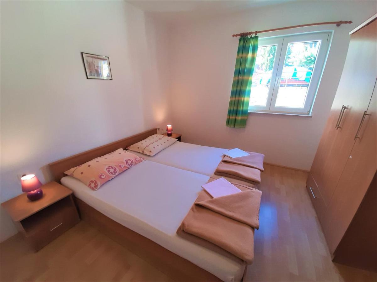 Cozy Apartments With Sea View Нови Винодолски Екстериор снимка