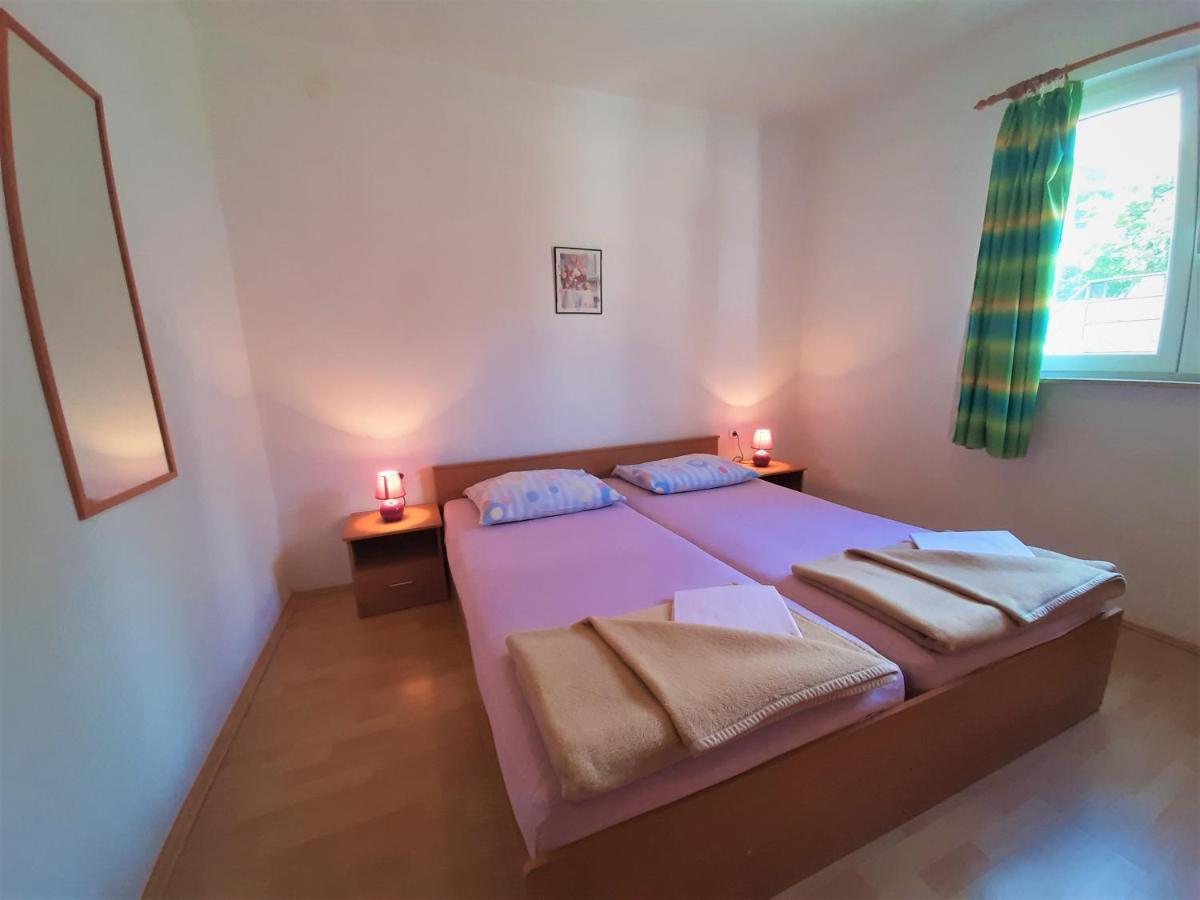 Cozy Apartments With Sea View Нови Винодолски Екстериор снимка